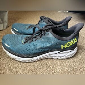 Hoka Men’s Clifton 8 Size 11